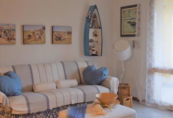 Calilla Home - appartamento Maestrale has Balcony rooms