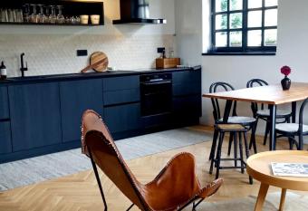 Villa Luna has Balcony rooms