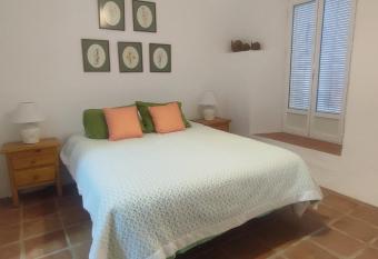 CASA SINCLAIR has Balcony rooms