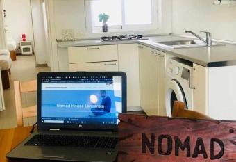 Nomad House Har  a C has Balcony rooms