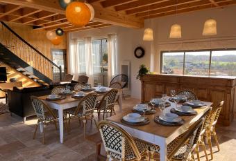 Maisons d h  tes du Ch  teau au Grand Pressigny has Balcony rooms