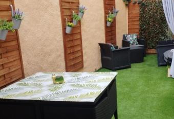 studio 1   toile paisible,4 couchages,jardin priv   has Balcony rooms