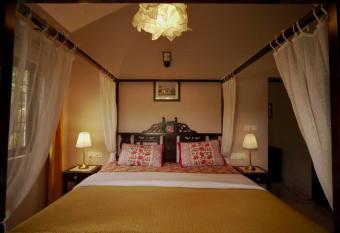 The lighthouse 7BHK Twin Villas, 10 min to the beach. has Balcony rooms