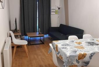 Maison  has Balcony rooms