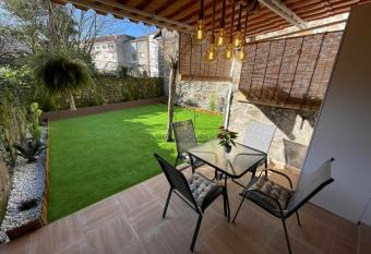 Villa Fayma I allows 18 year olds to book a room