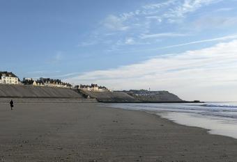 Le Portel Plage les 4 saisons 2 has Balcony rooms
