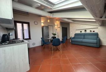 Residenza Corridoni 38 allows 18 year olds to book a room