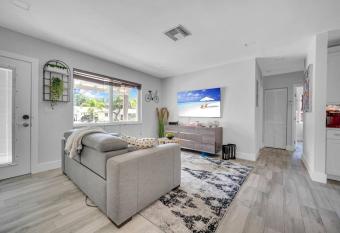 Chic Residence at Ft Lauderdale w/Trampoline,Games&more allows 18 year olds to book a room