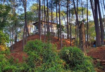 Villa Fantas  a a 15 min a pie de cascada has Balcony rooms