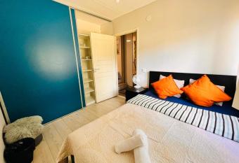 Cozy private room with free parking and sauna has Balcony rooms