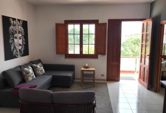 Sea Pearl Apartment has Balcony rooms