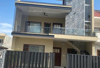 Mohalin inn 105 has Balcony rooms