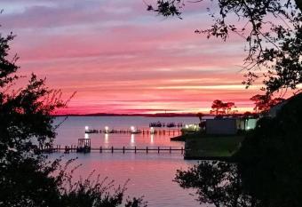 PB B204 - Close to Beach - Optional Boat Slip has Balcony rooms