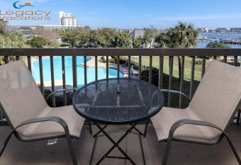 PB B306 - Bright Modern Condo With Gorgeous Water Views! has Balcony rooms