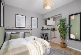 Studio Trsat allows 18 year olds to book a room