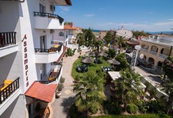 Assamaris has Balcony rooms