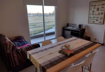 Residencia Merlo has Balcony rooms