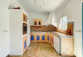 Auberge bleu has Balcony rooms