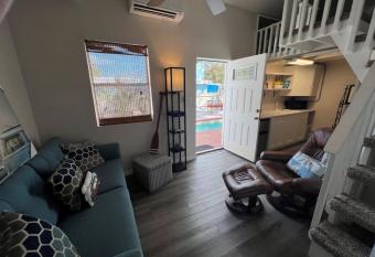 The Sandbar Studio with Lap Pool has Balcony rooms