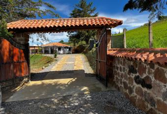 FINCA VILLA CRISTINA allows 18 year olds to book a room