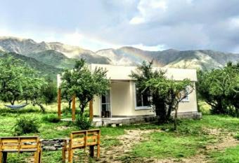 Casa de monta  a allows 18 year olds to book a room