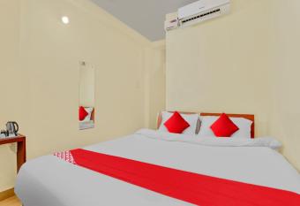 OYO Flagship 80818 Hotel Ritz allows 18 year olds to book a room