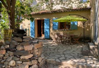 Maison familiale has Balcony rooms