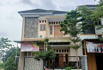 Anugrah homestay has Balcony rooms