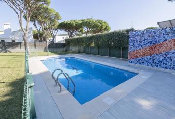 El Encanto de Roche has Balcony rooms