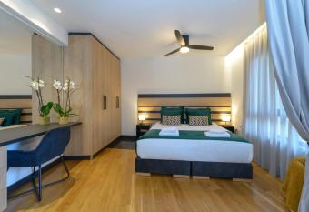 Casa Tali Porto allows 18 year olds to book a room