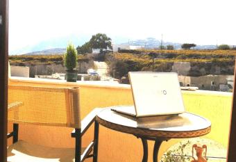 Emmanouela Studios & Villas has Balcony rooms