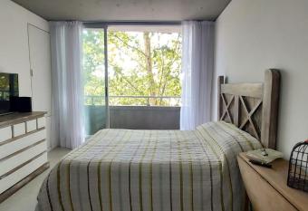 Espacioso monoambiente en pleno centro has Balcony rooms