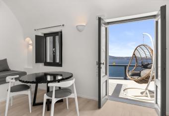 Mill Houses New Elegant Suites allows 18 year olds to book a room