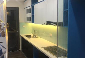 C  n h    Intracom riverside Nh   t T  n 2 ph  ng ng    has Balcony rooms