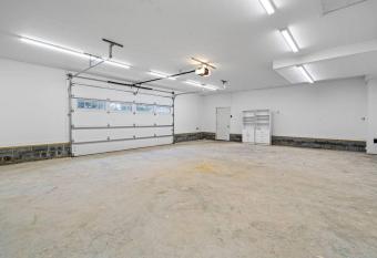 Town Creek Apartment allows 18 year olds to book a room