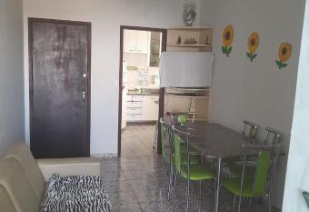 Ap 300m praia do morro has Balcony rooms