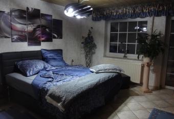 Haus Eifelinchen has Balcony rooms