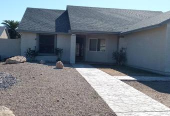 Beautiful Spacious Home with Pool allows 18 year olds to book a room