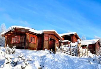 Koselig familiehytte p   vakre Dagali - n  r Geilo has Balcony rooms
