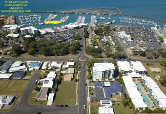 Urangan Harbour Cottage allows 18 year olds to book a room