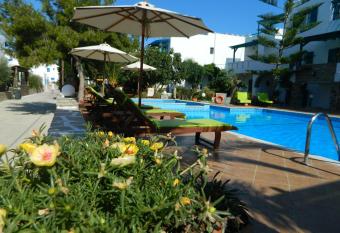 Ioanna Apartments has Balcony rooms