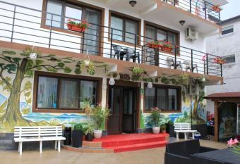 Da boss Costinesti has Balcony rooms