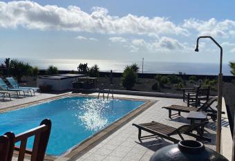 Resort Mauro has Balcony rooms