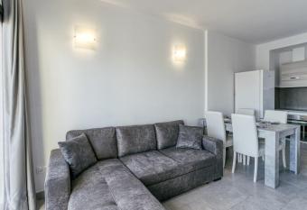 Giuliano Superior 3 para 4 personas has Balcony rooms