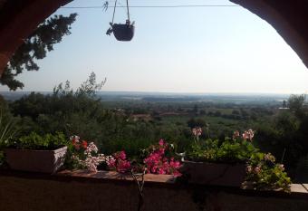 natura mediterranea has Balcony rooms