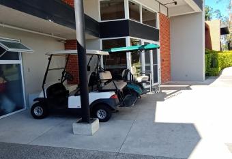 Apto. Con Piscina Climatizada has Balcony rooms