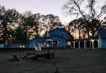 The Blue Ranch @ The Lake has Balcony rooms