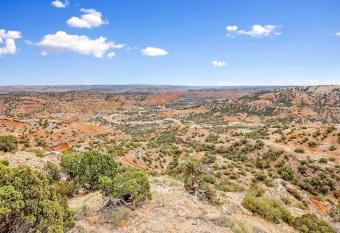 Palo Duro Canyon At Last Cabin has Balcony rooms