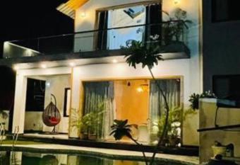 1 BHK Arawali Villa By @Ovivilla has Balcony rooms