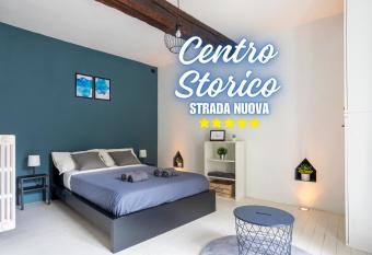CENTRO STORICO     Wi-Fi, Netflix e Terrazzo has Balcony rooms